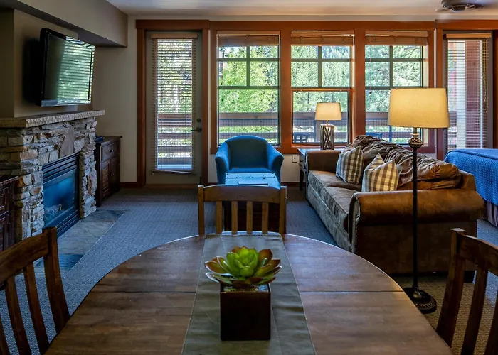 The Village Lodge Mammoth Lakes
