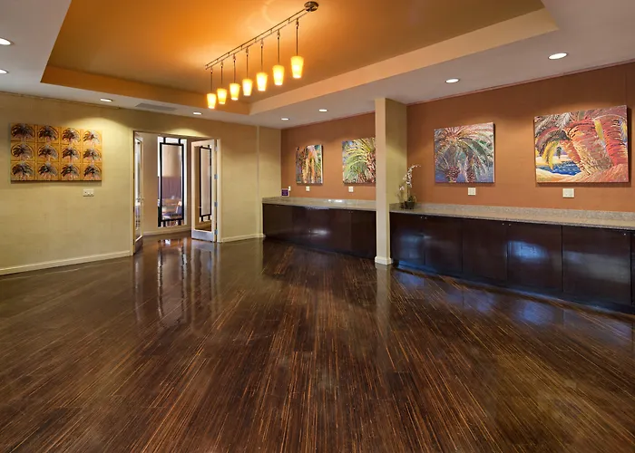 Crowne Plaza Ventura Beach By Ihg