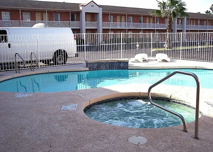 Value Inn & Suites - Harlingen
