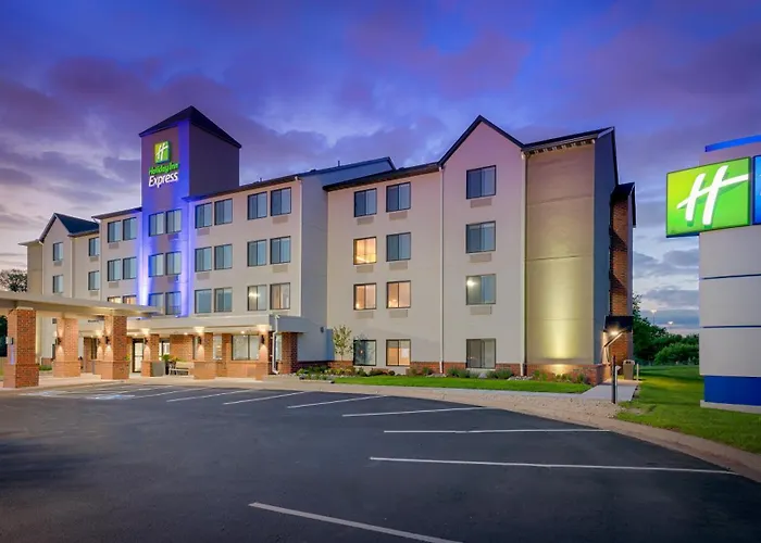 Holiday Inn Express Hotel & Suites Coon Rapids - Blaine Area By Ihg