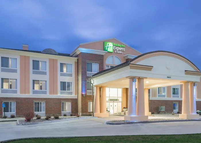 Holiday Inn Express Hotel & Suites Ames By Ihg