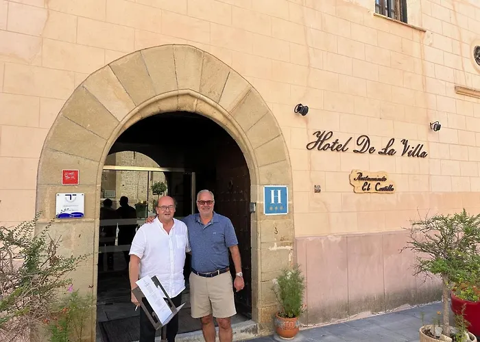 Hotel De La Villa