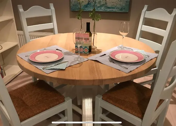 Private Romantic Cottage Utrecht