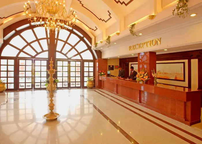 Anandha Inn Convention Centre&Suites