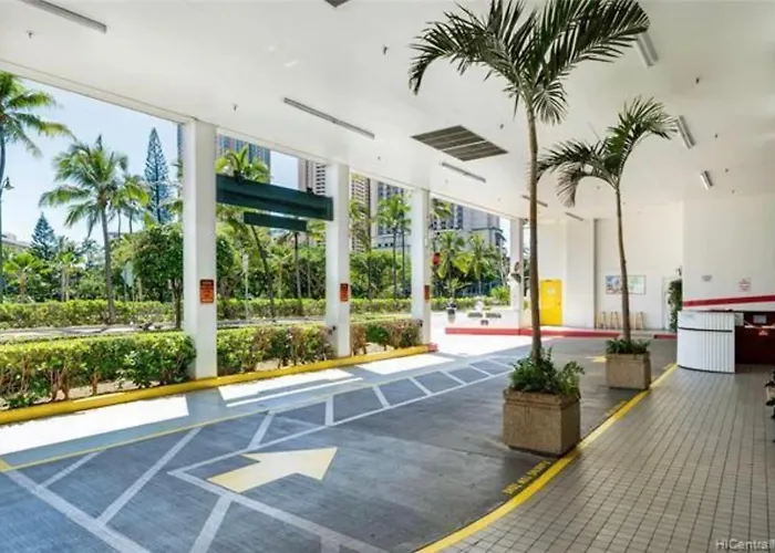 Relaxing Ocean View Boutique Condo - 20F Honolulu