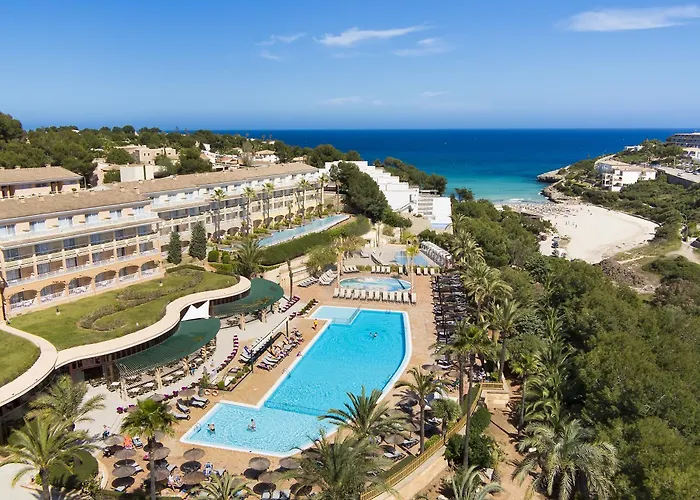 Insotel Cala Mandia Resort