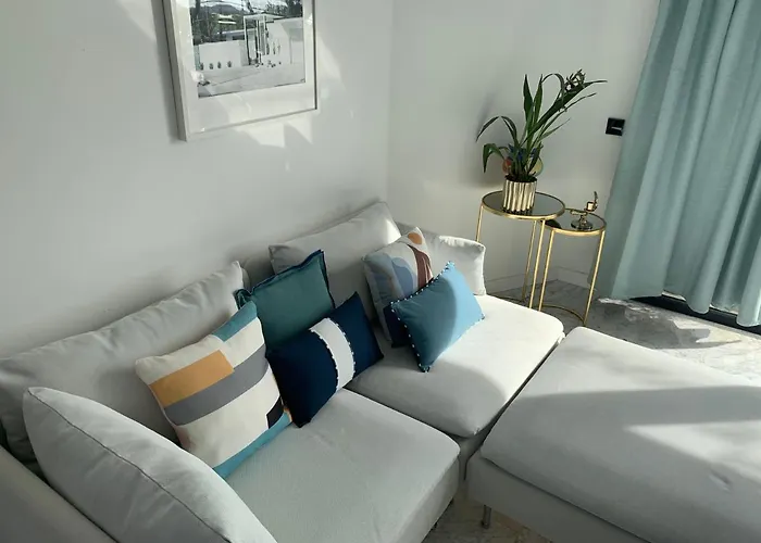 Bed and Breakfast Sunshine Bluehill Sitges