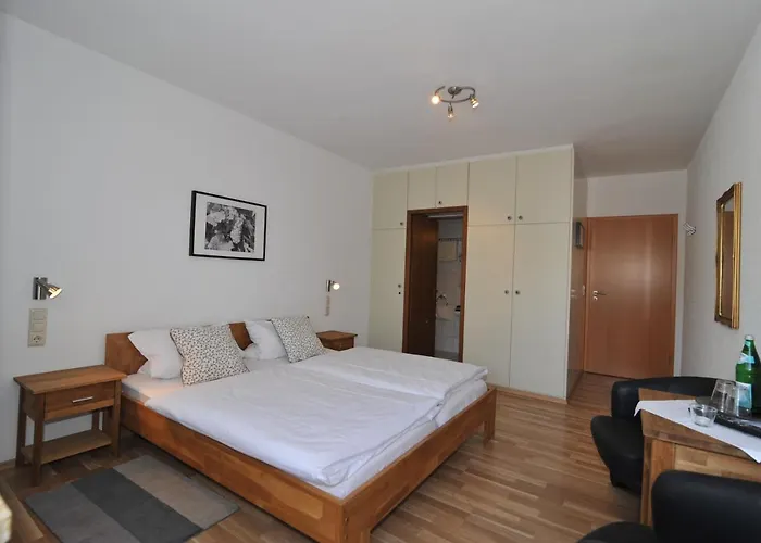 Weinhotel Lenz Pünderich
