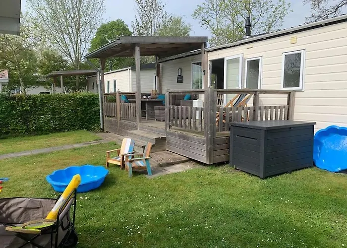 Villa Luxe 4-Persoons Chalet Zon Zee Strand Renesse.