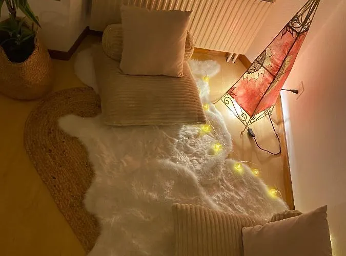 Room Next Montreux