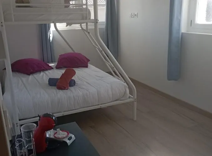 Chambre Triple,300 M Plage,Wifi,Clim,Vue Piscine Valras-Plage