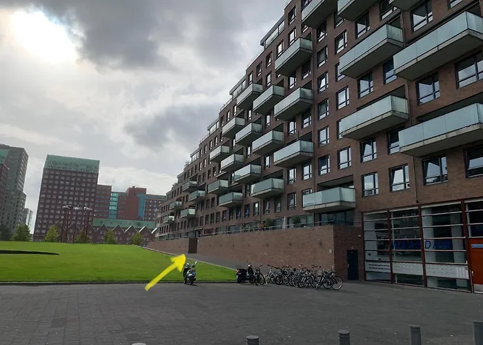 Hotel Bridge View Rotterdam
