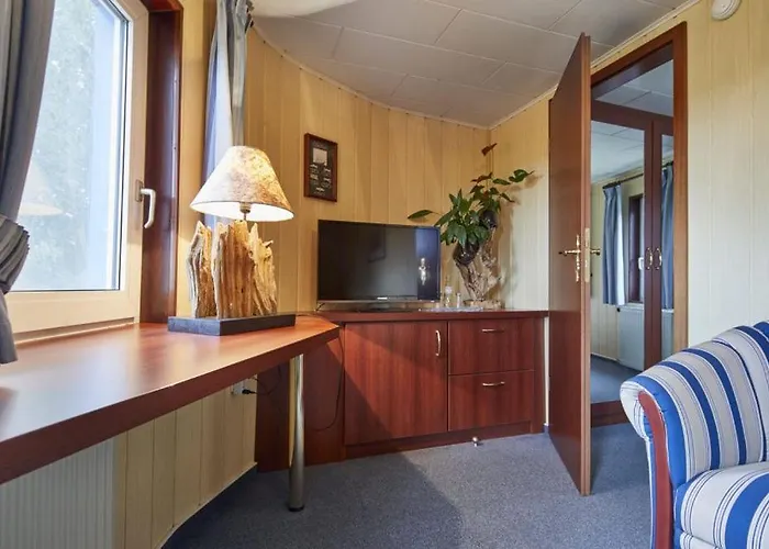 Hotelschiff Stinne Wustrow 