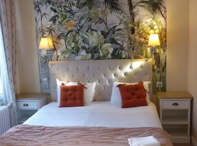 Cit'Hotel Logis Louise de Savoie Blois