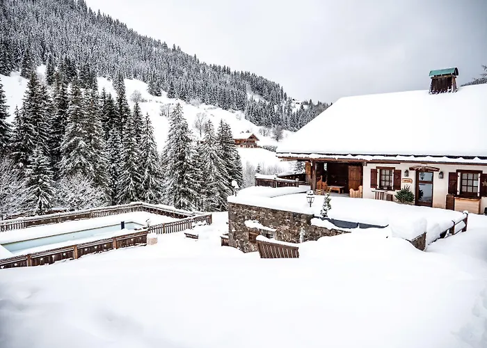 Hôtel Les Chalets de la Serraz La Clusaz