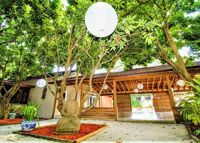 Serene Bird Tiny House Retreat In Japanese Garden Homestead