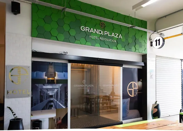 Hotel Grand One Plaza Tijuana