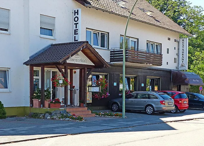 Hotel Donnici im Schwyzerhüsli Viernheim