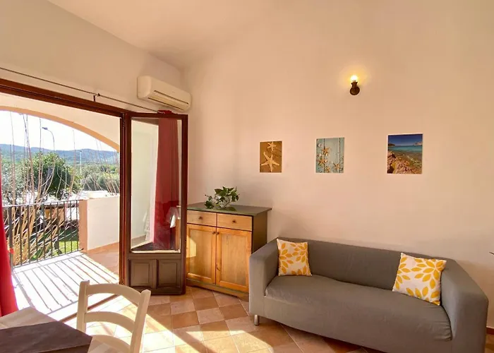Residence La Rosa Porto San Paolo 