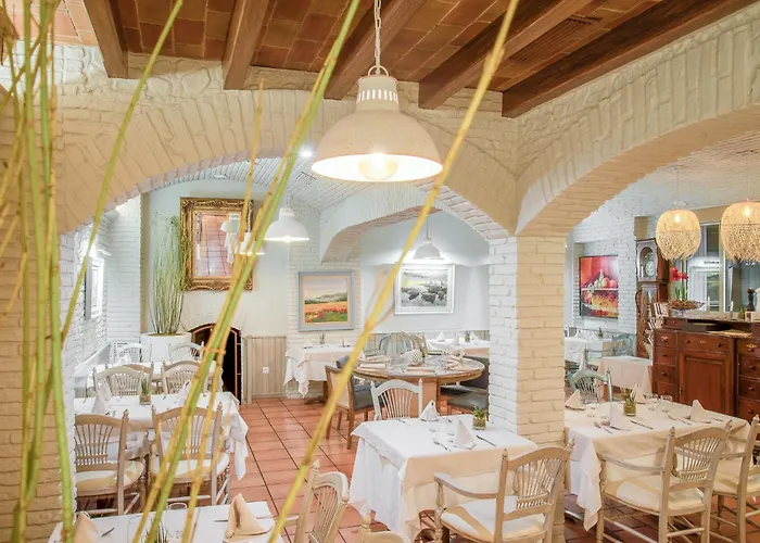 Hotel Pirineos Figueres by Pierre&Vacances