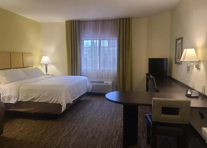 Candlewood Suites Bismarck