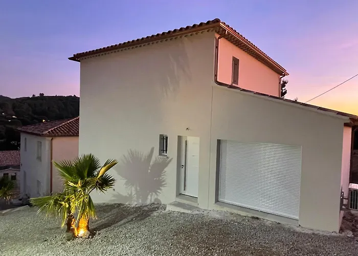 La Paillote Exotique Spa Beaucaire 