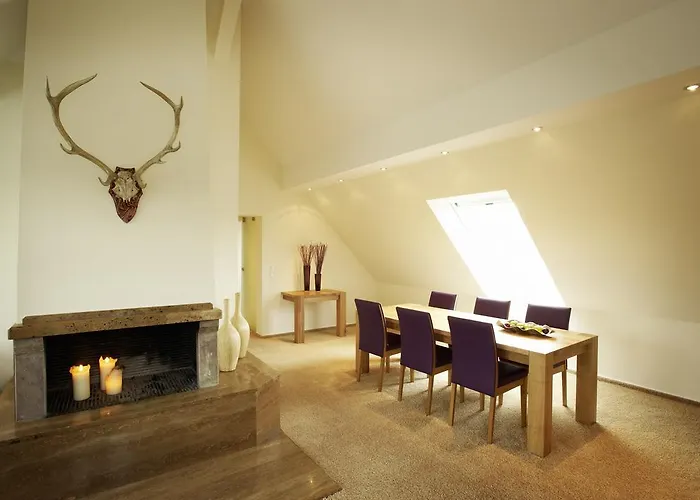Hotel Am Helmwartsturm Andernach