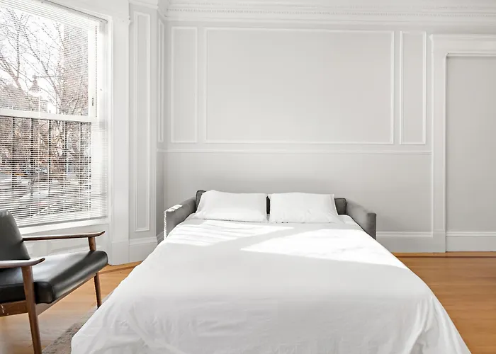 Charlesgate Suites