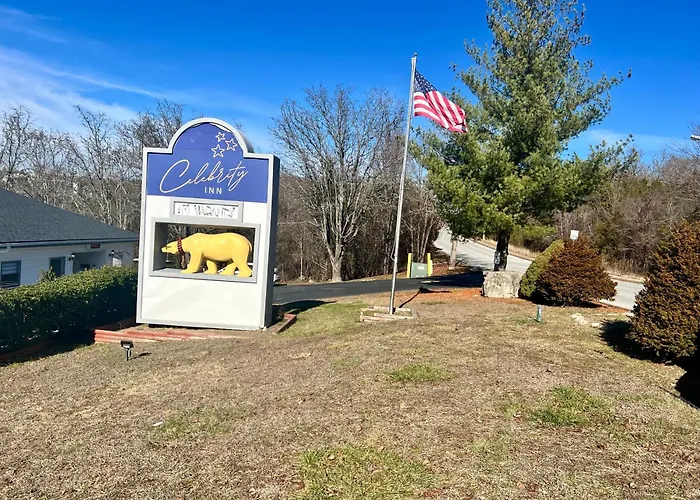 Celebrity Inn
