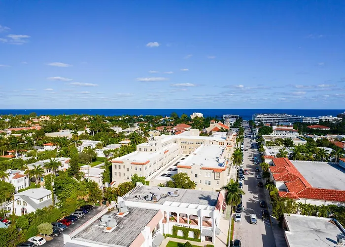 Sunsets & Sunrises #3215 Apartment Palm Beach