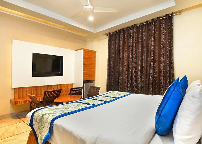 Hotel Hari Piorko Grand - 2 Min From New Delhi Railway Station