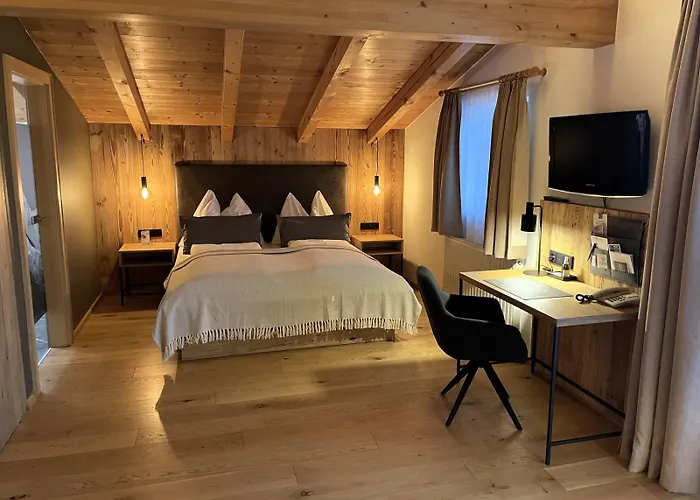 Moser-Genuss Wirtshaus&Hotel Maria Alm am Steinernen Meer