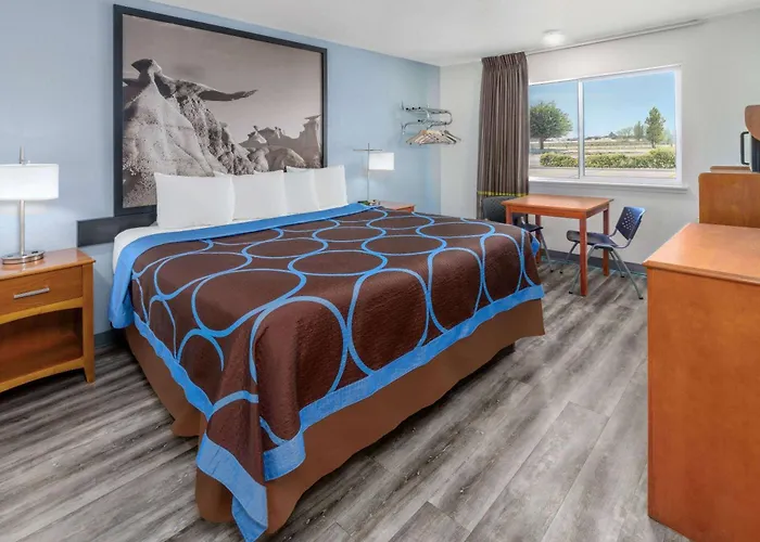 Super 8 By Wyndham Clayton Hotel