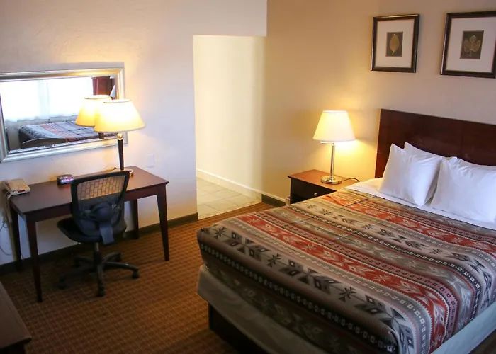 The Classic Desert Aire Hotel