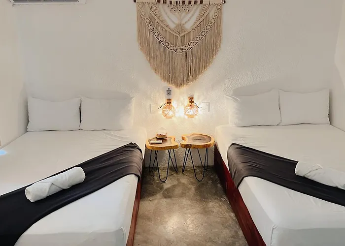 Hotel&hostel KAB Cancún