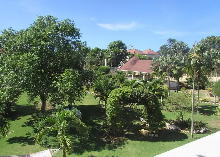 Nelsons Retreat