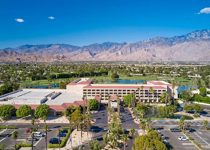 Doubletree By Hilton Golf Resort Palm Springs