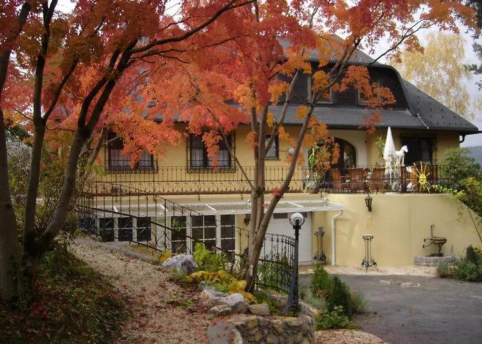 Hotel Restaurant - Häuserl im Wald Graz