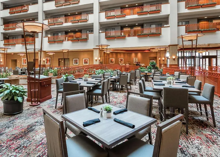 Embassy Suites By Hilton Saint Louis Saint Charles