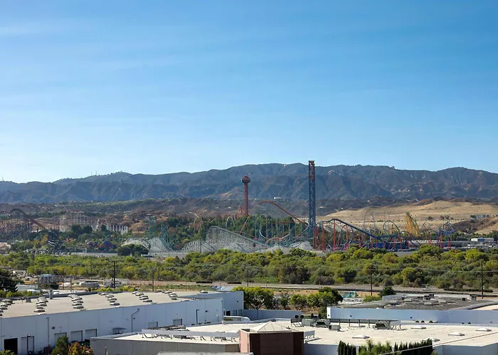 Santa Clarita Hotels