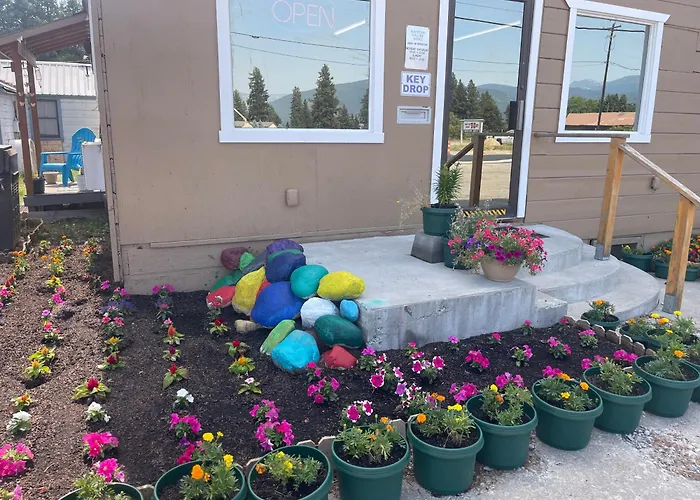 Kootenai Valley Motel
