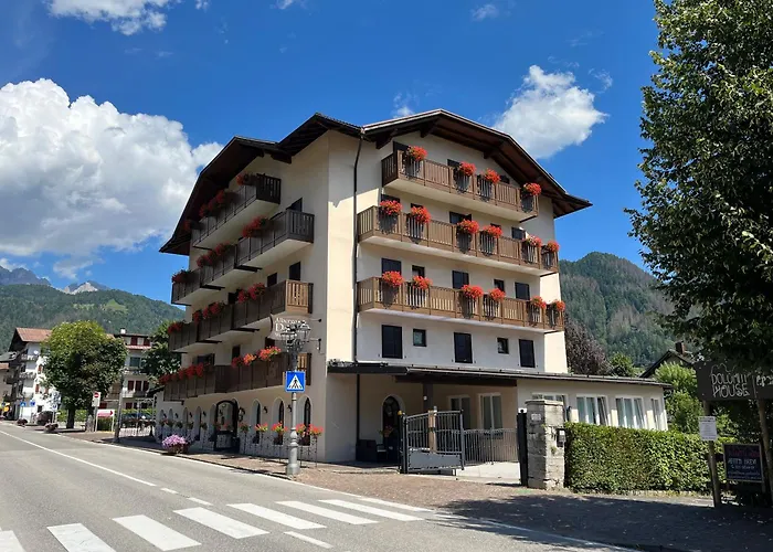 Albergo Dolomiti Fiera Di Primiero