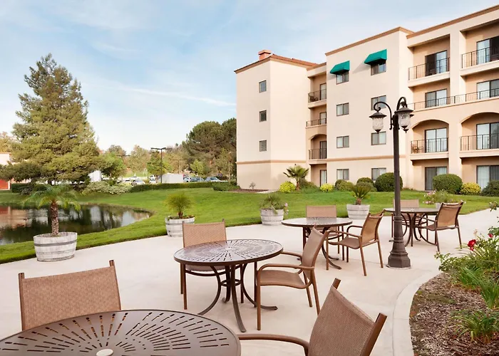 Embassy Suites By Hilton Temecula Valley Wine Country