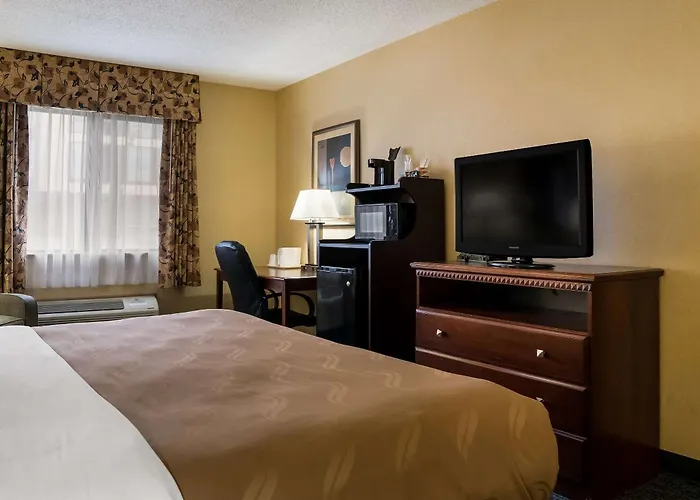 Quality Inn Grand Blanc - Flint South