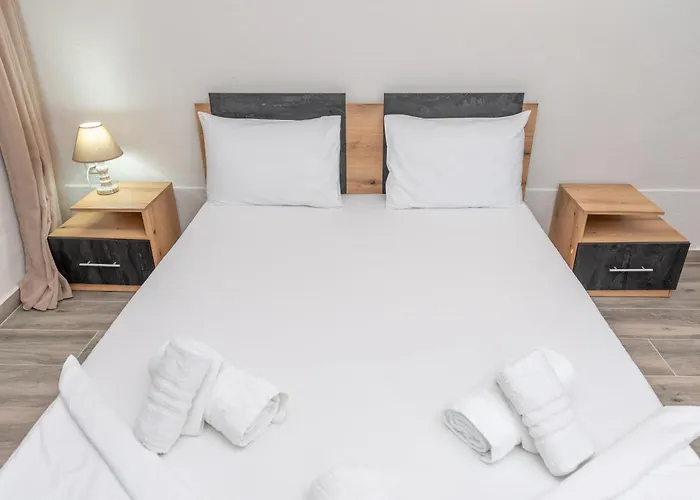 Medusa Rooms Kallithea By Lumen