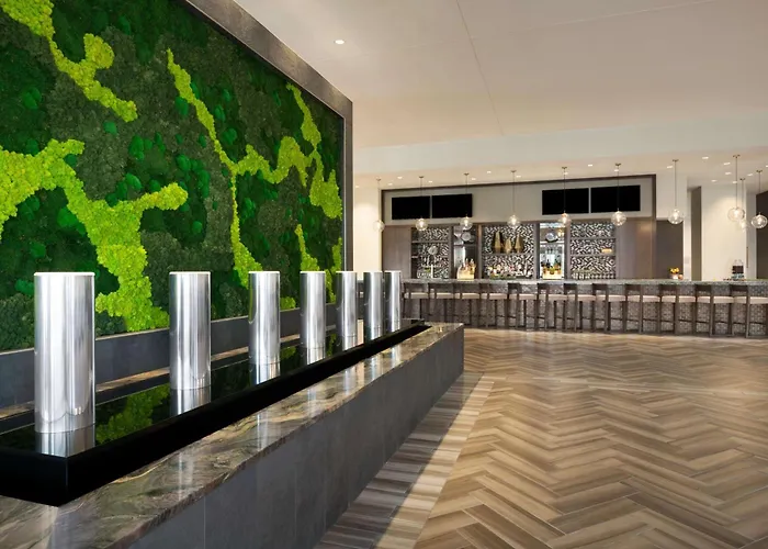 Embassy Suites By Hilton San Antonio Landmark