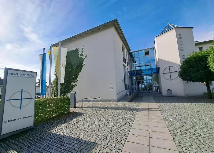 Spectrum Kirche Exerzitien-und Bildungshaus auf Mariahilf Passau