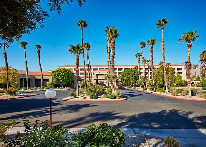 Doubletree By Hilton Golf Resort Palm Springs