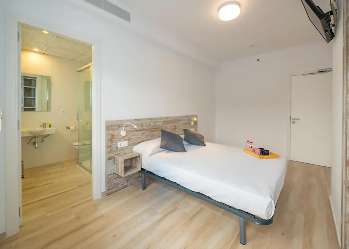 Agi Gloria Rooms Roses