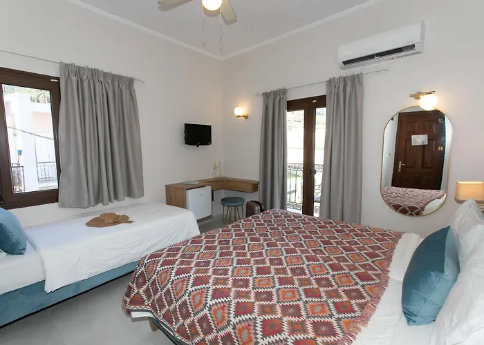 Paradise Hotel Parga